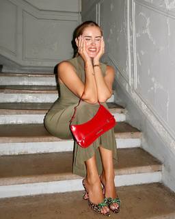 Valentina Ferragni feet photo thumbnail