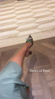 Valentina Ferragni feet photo thumbnail