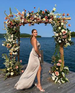 Valentina Ferragni feet photo thumbnail