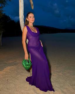 Valentina Ferragni feet photo thumbnail