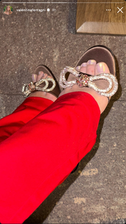 Valentina Ferragni feet photo thumbnail