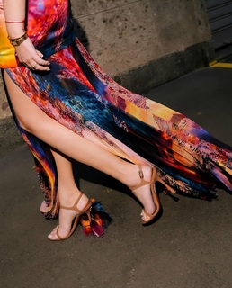 Valentina Ferragni feet photo thumbnail