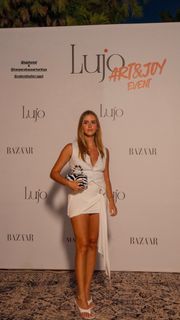 Valentina Ferragni feet photo thumbnail