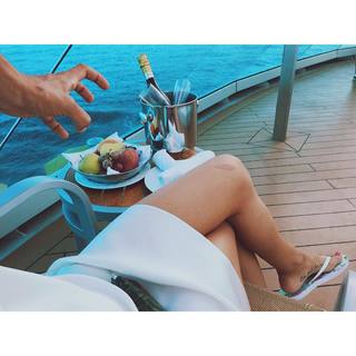 Valentina Fradegrada feet photo thumbnail