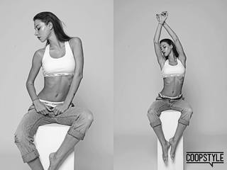 Valentina Fradegrada feet photo thumbnail