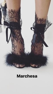 Valentina Fradegrada feet photo thumbnail