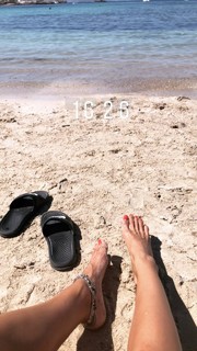 Valentina Fradegrada feet photo thumbnail