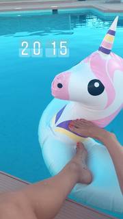 Valentina Fradegrada feet photo thumbnail