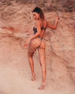 Valentina Fradegrada feet photo thumbnail