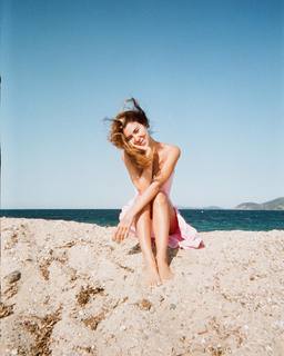 Valentina Fradegrada feet photo thumbnail