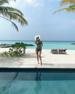 Valentina Fradegrada feet photo thumbnail