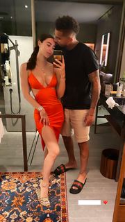 Valentina Fradegrada feet photo thumbnail