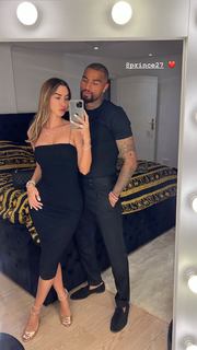 Valentina Fradegrada feet photo thumbnail