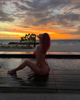 Valentina Fradegrada feet photo thumbnail