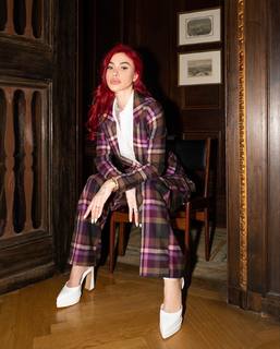 Valentina Fradegrada feet photo thumbnail