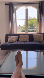 Valentina Fradegrada feet photo thumbnail