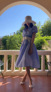 Valentina Fradegrada feet photo thumbnail