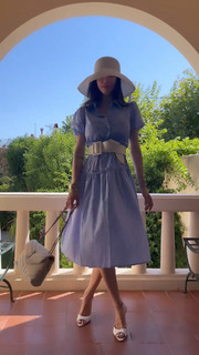 Valentina Fradegrada feet photo thumbnail