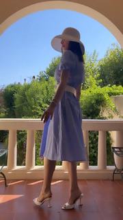 Valentina Fradegrada feet photo thumbnail