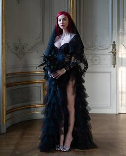 Valentina Fradegrada feet photo thumbnail