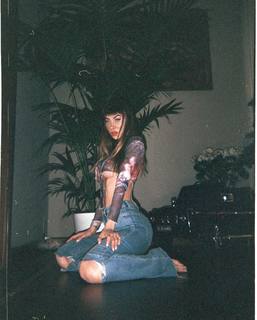 Valentina Fradegrada feet photo thumbnail