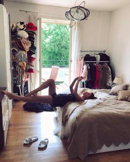 Valentina Fradegrada feet photo thumbnail