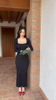 Valentina Fradegrada feet photo thumbnail