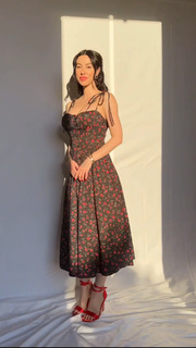 Valentina Fradegrada feet photo thumbnail