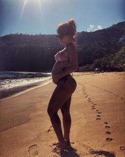 Valentina Francavilla feet photo 3
