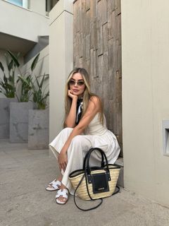 Valentina Gallego feet photo thumbnail