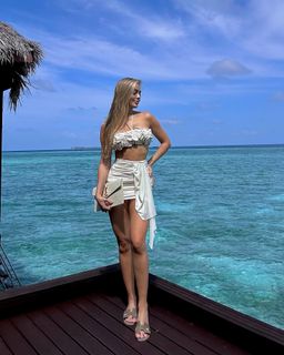 Valentina Gallego feet photo 3