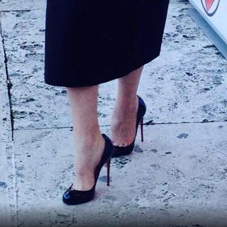 Valentina Lodovini feet photo thumbnail