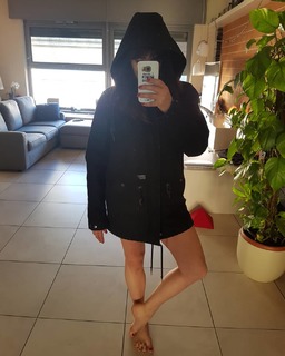 Valentina Lodovini feet photo thumbnail