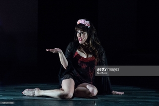 Valentina Lodovini feet photo thumbnail