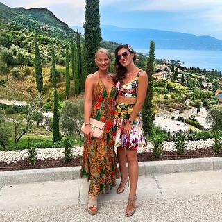 Valentina Pahde feet photo thumbnail