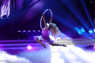 Valentina Pahde feet photo thumbnail