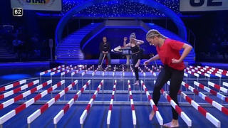 Valentina Pahde feet photo thumbnail