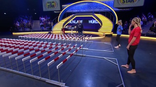 Valentina Pahde feet photo thumbnail