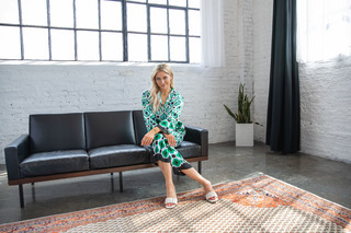 Valentina Pahde feet photo thumbnail