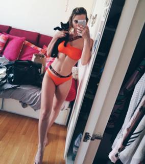 Valentina Pegorer feet photo 3