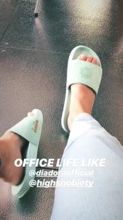 Valentina Pegorer feet photo 1
