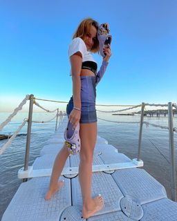 Valentina Pegorer feet photo 3