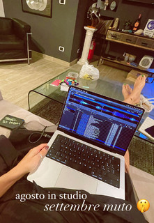 Valentina Pegorer feet photo 7