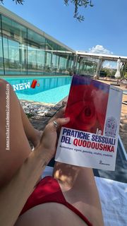 Valentina Pegorer feet photo 2
