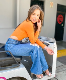 Valentina Rodríguez feet photo 5