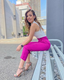 Valentina Rodríguez feet photo 1