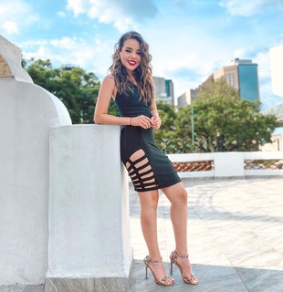 Valentina Rodríguez feet photo 12