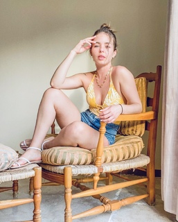 Valentina Rodríguez feet photo 3