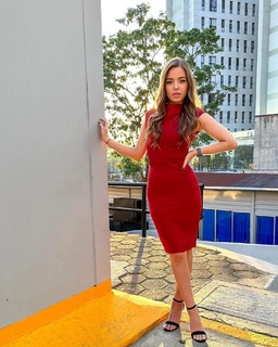 Valentina Rodríguez feet photo 2