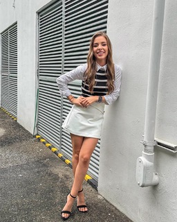 Valentina Rodríguez feet photo 8